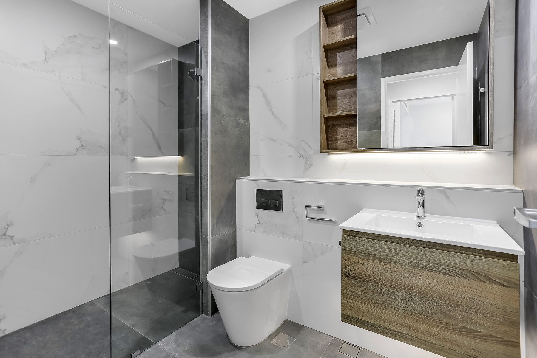 Apartment 104/4 Post Office Road , Glenorie Leased by Azure Property Agents - image 1