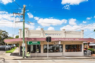 207-211 Lyons Road, Drummoyne Leased by Azure Property Agents - image 1