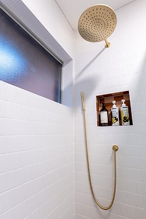 Apartment 12/14-16 Corrimal Street, Wollongong For Lease by Azure Property Agents - image 11